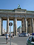Brandenburger Tor, West-Seite_Berlin, Sommer 2004 