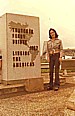 ... diese nette panamesische Studentin führte mich durch PANAMA-City und zeigte mir den PANAMA-Kanal_hier: die Brücke, die die '2 Amerikas' miteinander verbindet, 'linking the Americas', Thatcher Ferry Bridge_1974