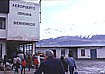 ... Landung 1986 in USHUAIA / PATAGONIEN / ARGENTINIEN_ sdlichste Stadt der Erde_Flughafen mit Plattenbau- Atmosphre ... _Jochen A. Hbener