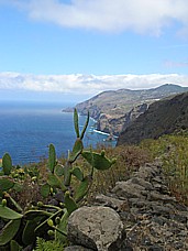 'El Tablado', Blick über die wilde, windige Nordküste, am 'Barranco de los Hombres', Jochens Lieblings-Aussicht auf der  isla bonita, isla verde LA PALMA